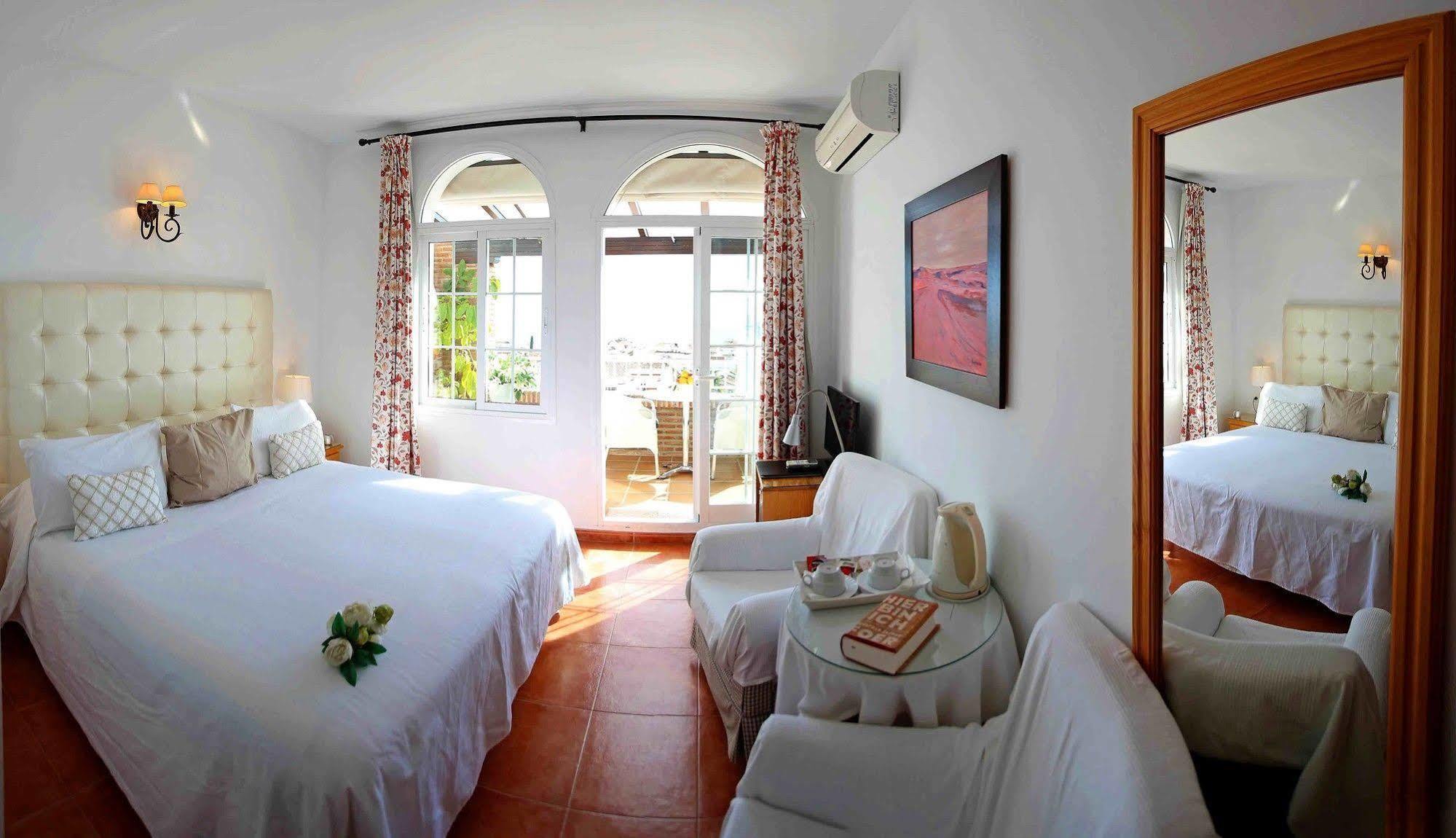 בנאלמדנה Hotel Casa Rosa מראה חיצוני תמונה